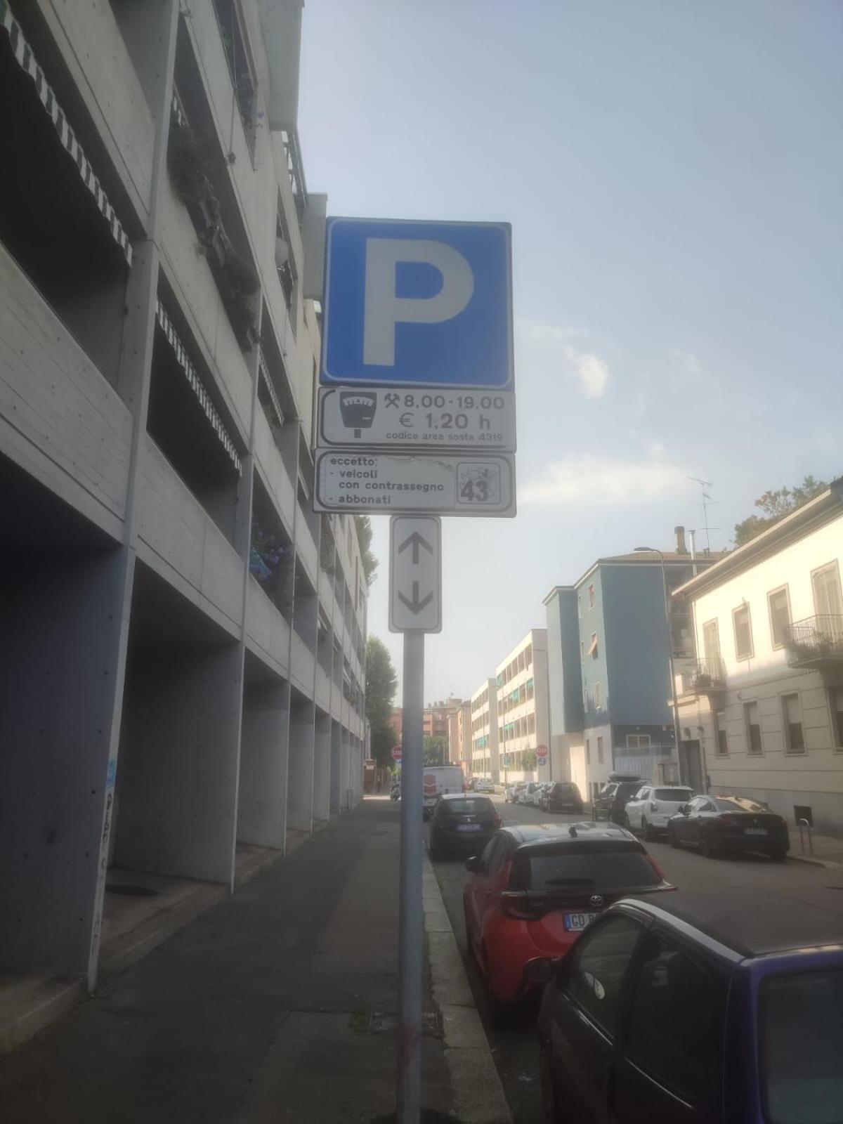 Giardino Terrazzo Privato Bilocale Moderno Vicino Metropolitana Comodo Per Niguarda E Centro Milano Dış mekan fotoğraf